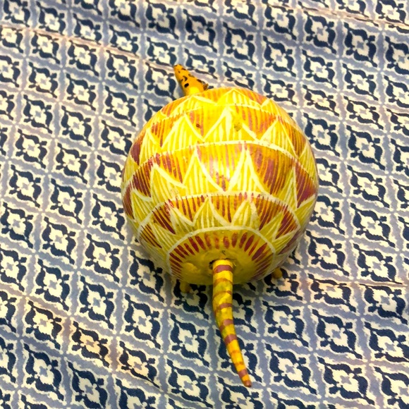 BOBBLEHEAD Armadillo! So cute $250 on Etsy - Picture 4 of 8